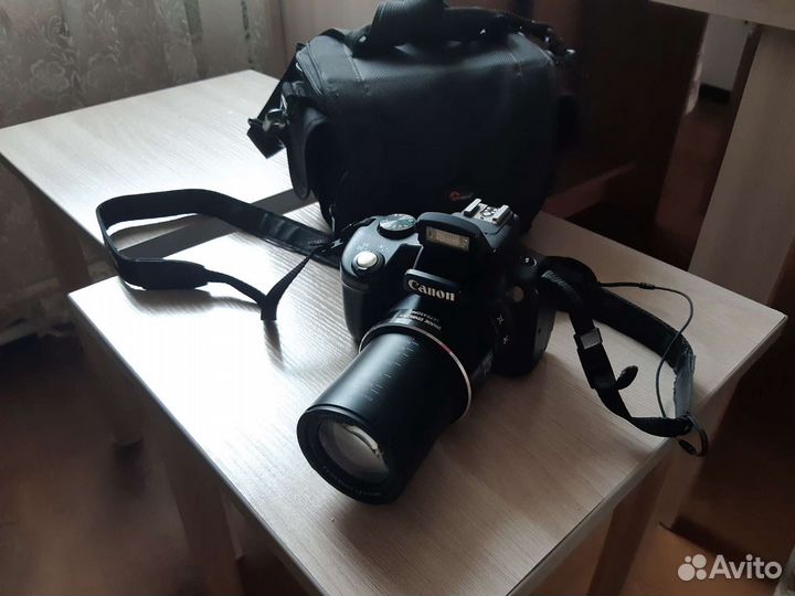 Зеркальный фотоаппарат