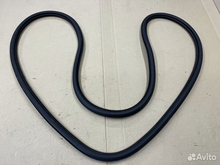 Уплотнитель проема заднего левого правого Кодиак