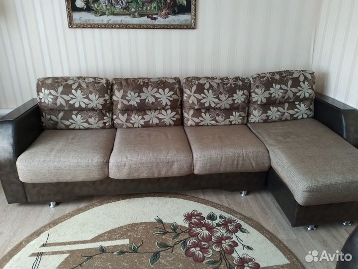 Продам диван с креслом