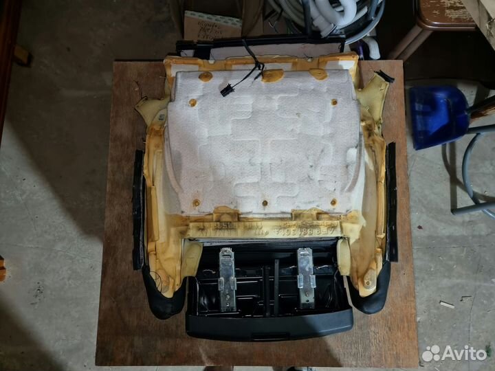 Обшивки сидений Audi