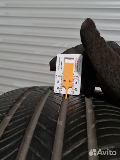 Kumho Crugen HP71 245/50 R19 105V