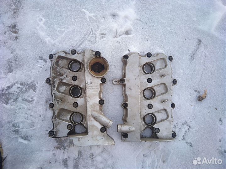 Клапанные крышки VAG 06E103472L,06E103471G