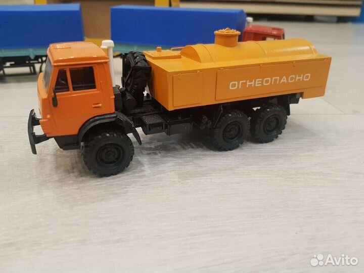 Модель грузовика Камаз-4310 огнеопасно,казанская л
