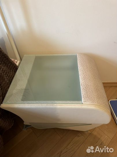 Тумбочка прикроватная