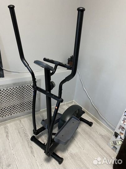 Эллиптический тренажер torneo