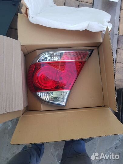 Фара тойота камри 35 задняя правая