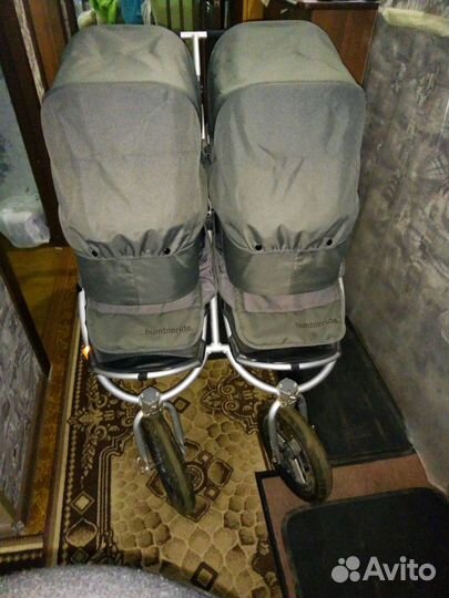 Коляска для двойни Bumbleride Indie Twin 2 в 1