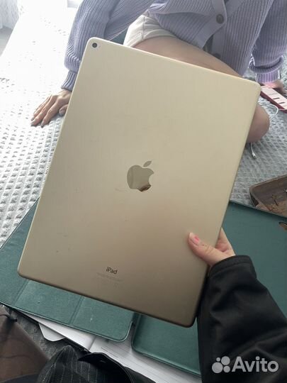 iPad pro 12,9 2017 gold +apple pencil 1