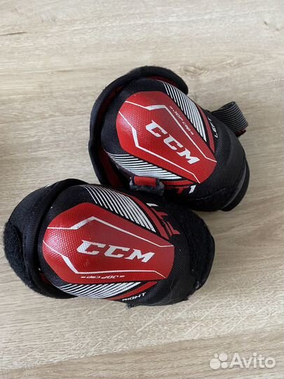 Налокотники хоккейные детские ccm Yth small