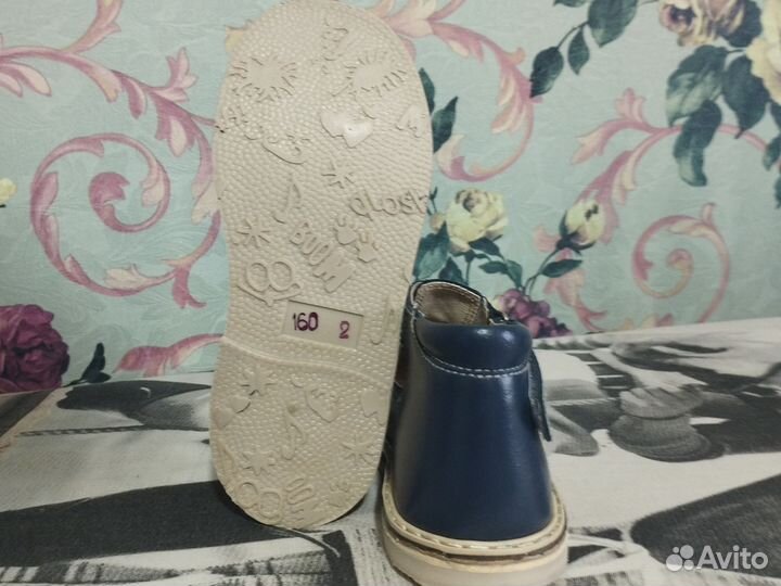 Десткая обувь для мальчиков 23 размер