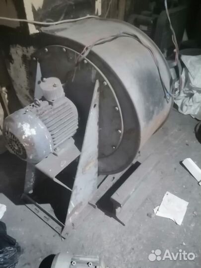 Вытяжка улитка