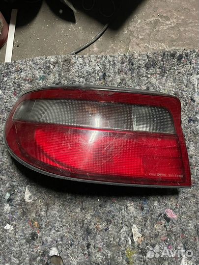 Стоп-сигналы Toyota Carina T-190