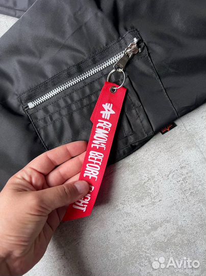 Бомбер alpha industries