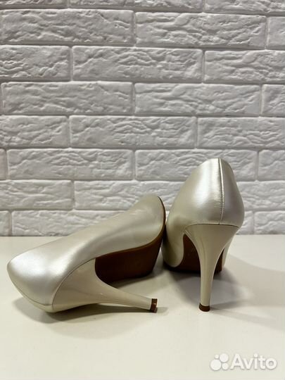 Свадебные туфли женские 36 размер, белые, бежевые