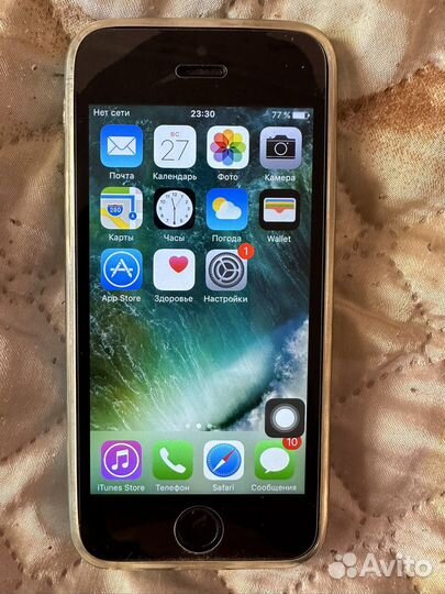Телефон iPhone 5 с