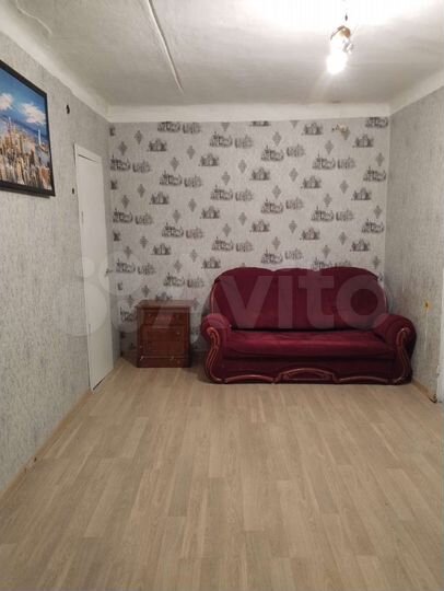 2-к. квартира, 50 м², 1/2 эт.