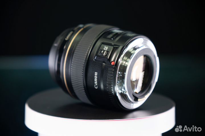 Объектив Canon EF 85mm F1.8 USM