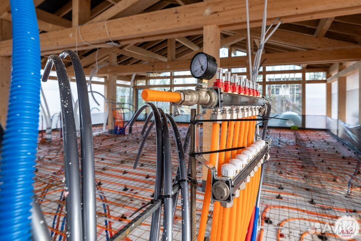 Мокрая стяжка с тёплым полом в загородном доме