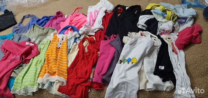 Продам большой пакет вещей