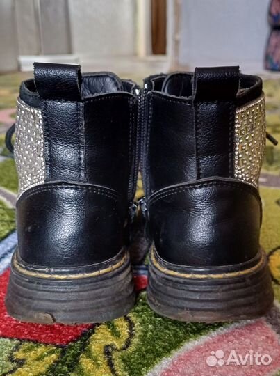 Ботинки для девочки