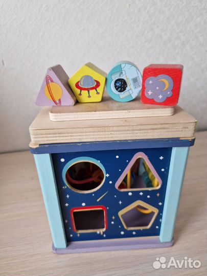 Развивающие игрушки