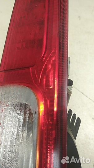 Фонарь правый Ford Focus