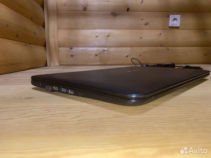 Игровой ноутбук asus/4gb/2видеокарты/ssd