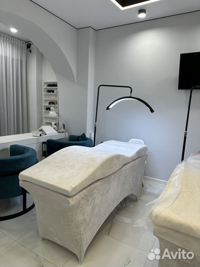 Рабочее место Nail-мастера, бровиста, Lash-мастера