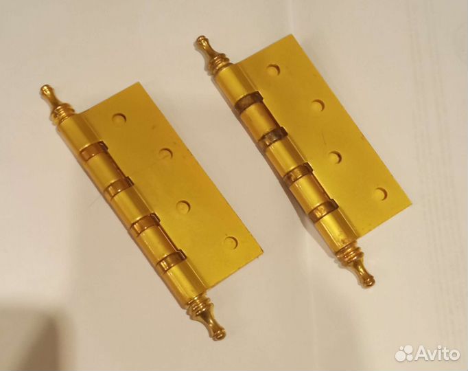 Петли для дверей новые