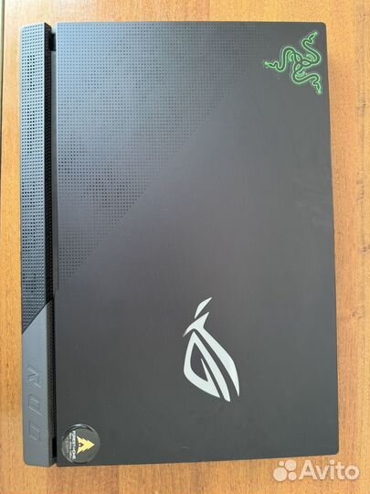 Asus ROG strix G733Q