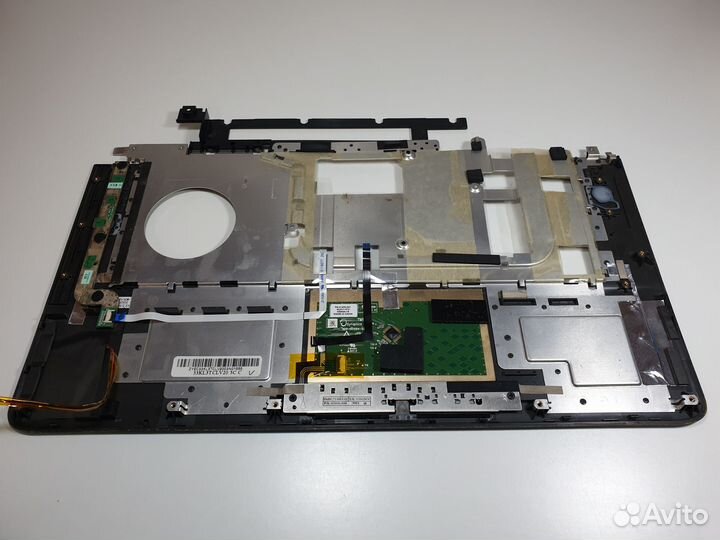 Топкейс Lenovo Y560