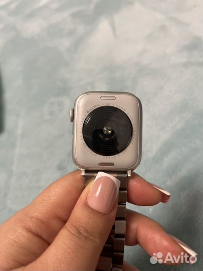 Часы apple watch se 44 mm 2023