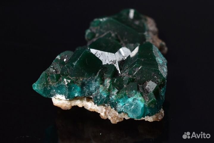 Друза кристаллов. Диоптаз. Лот №1036