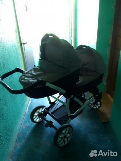 Коляска для двойни и погодок