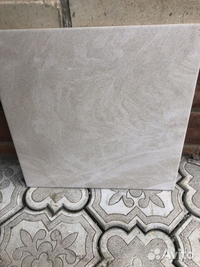 Керамичемкая плитка б/у