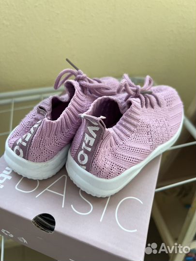 Кроссовки для девочки 26 размер