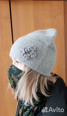 Шапка женская вязаная