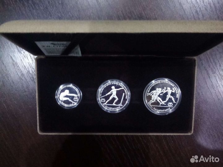 Серебряные монеты че лёгкая атлетика 1982 Афины