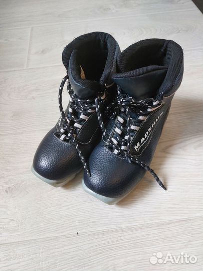 Лыжные ботинки NNN 34EUR Madshus