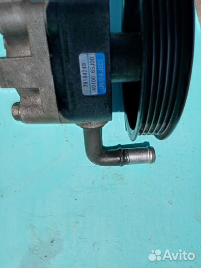 Насос гидроусилителя Suzuki Grand Vitara 2.0 J20A