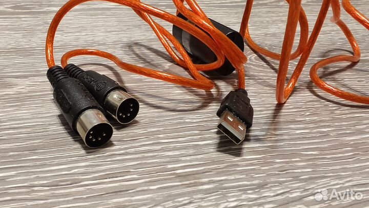Кабель USB - Midi (In+Out) 2 метра
