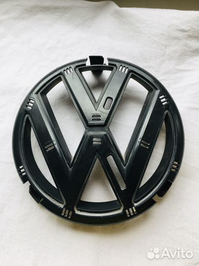 Эмблема volkswagen golf