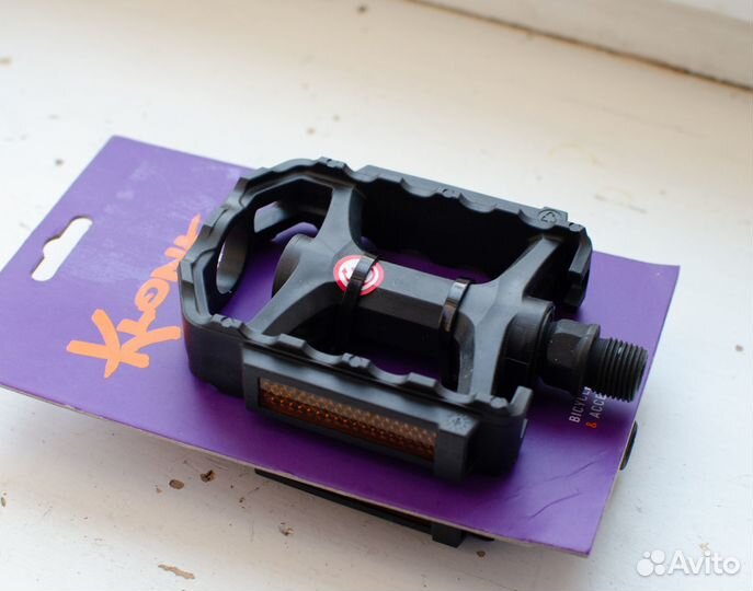 Педали для велосипеда новые