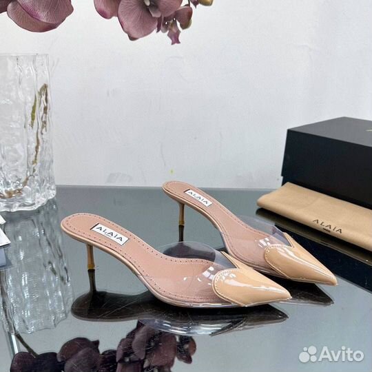 Шлепанцы Alaia