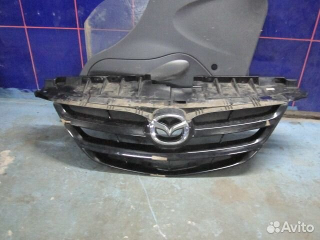 Решетка радиатора Мазда мпв Mazda MPV Рестайлинг