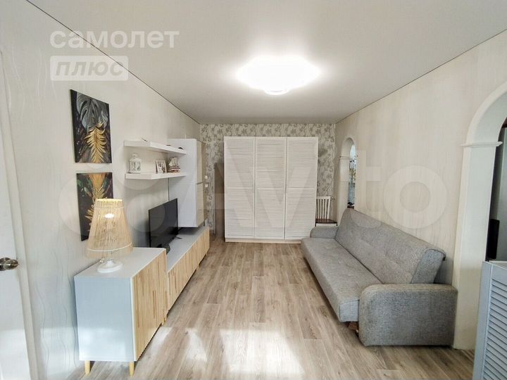 2-к. квартира, 42 м², 1/2 эт.
