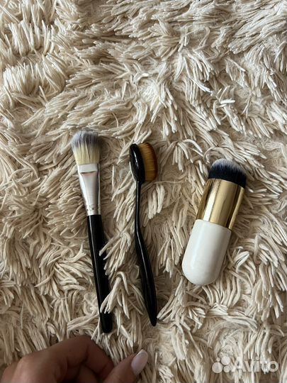 Кисти для макияжа