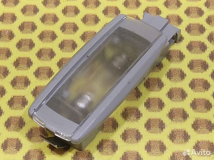 Плафон салонный правый Volkswagen Jetta JEM dgxa