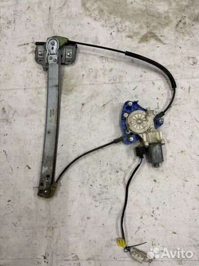 Стеклоподъемник водительский приора brose