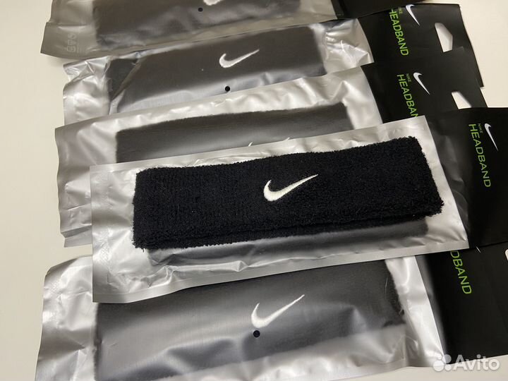 Повязка на голову Nike headband